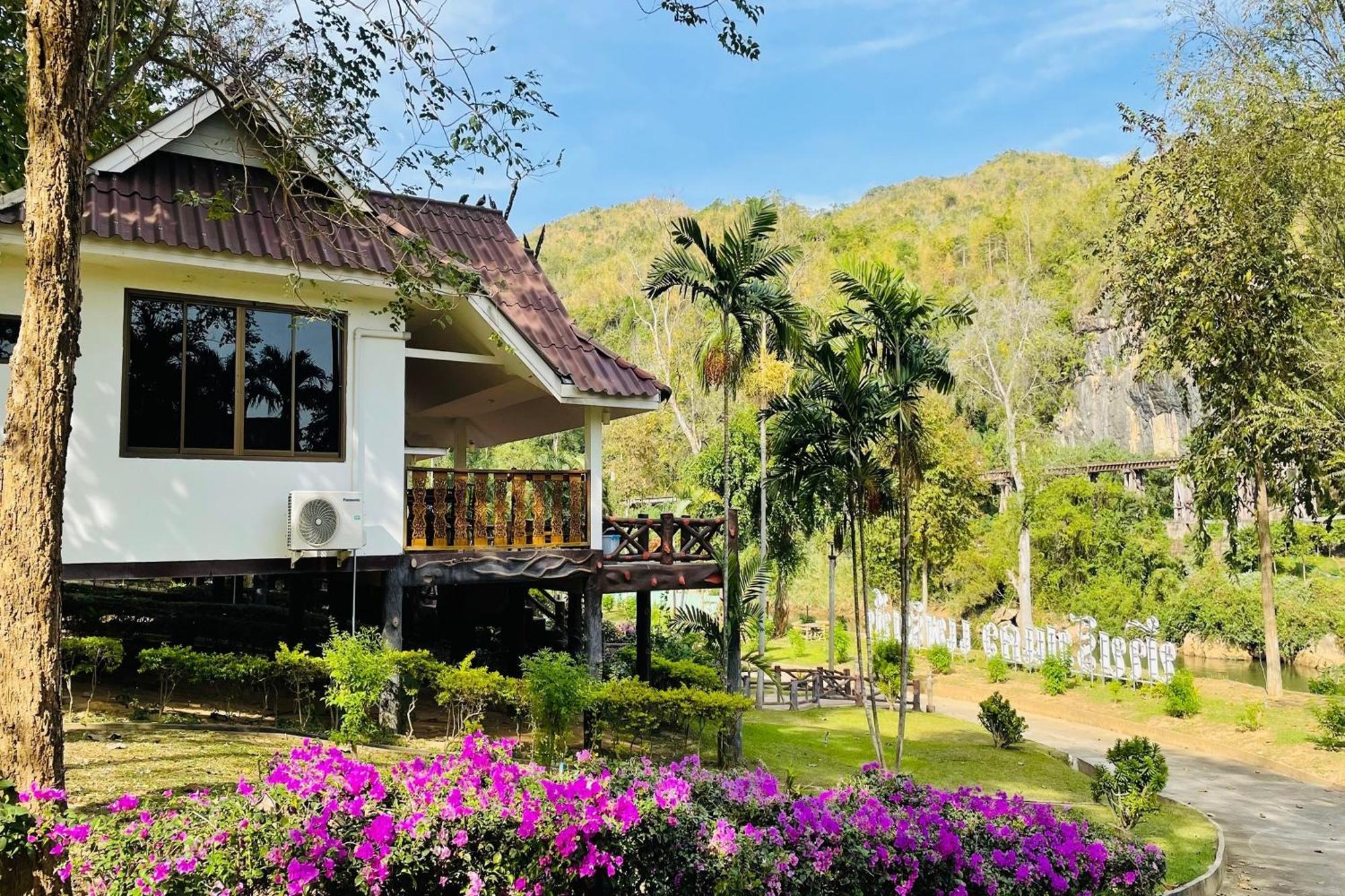 Baan Rim Kwai Paerimnam Resort Kanchanaburi Exterior photo