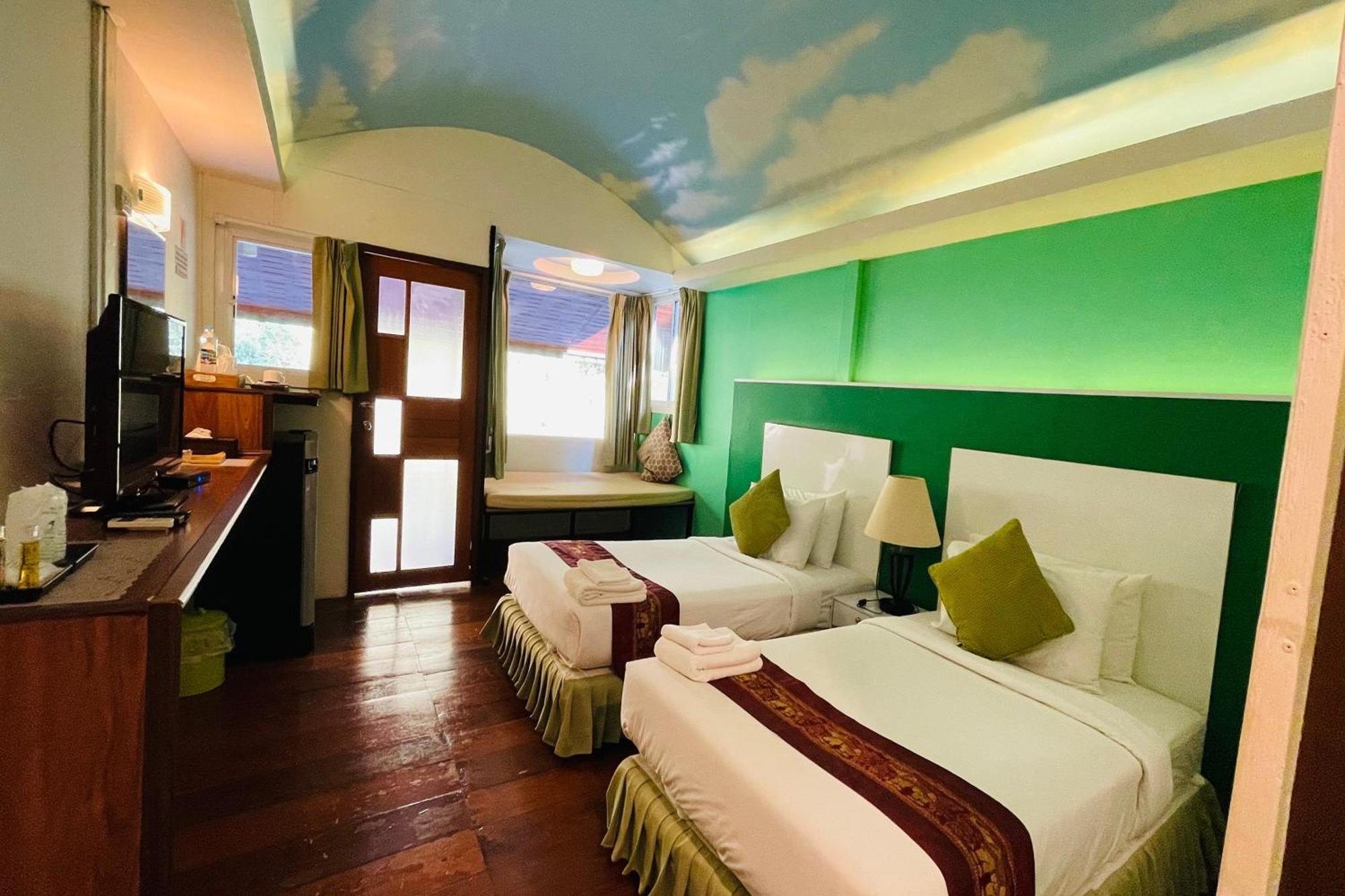 Baan Rim Kwai Paerimnam Resort Kanchanaburi Exterior photo