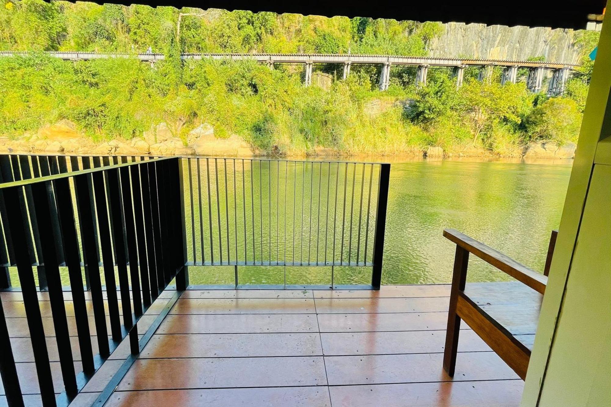 Baan Rim Kwai Paerimnam Resort Kanchanaburi Exterior photo