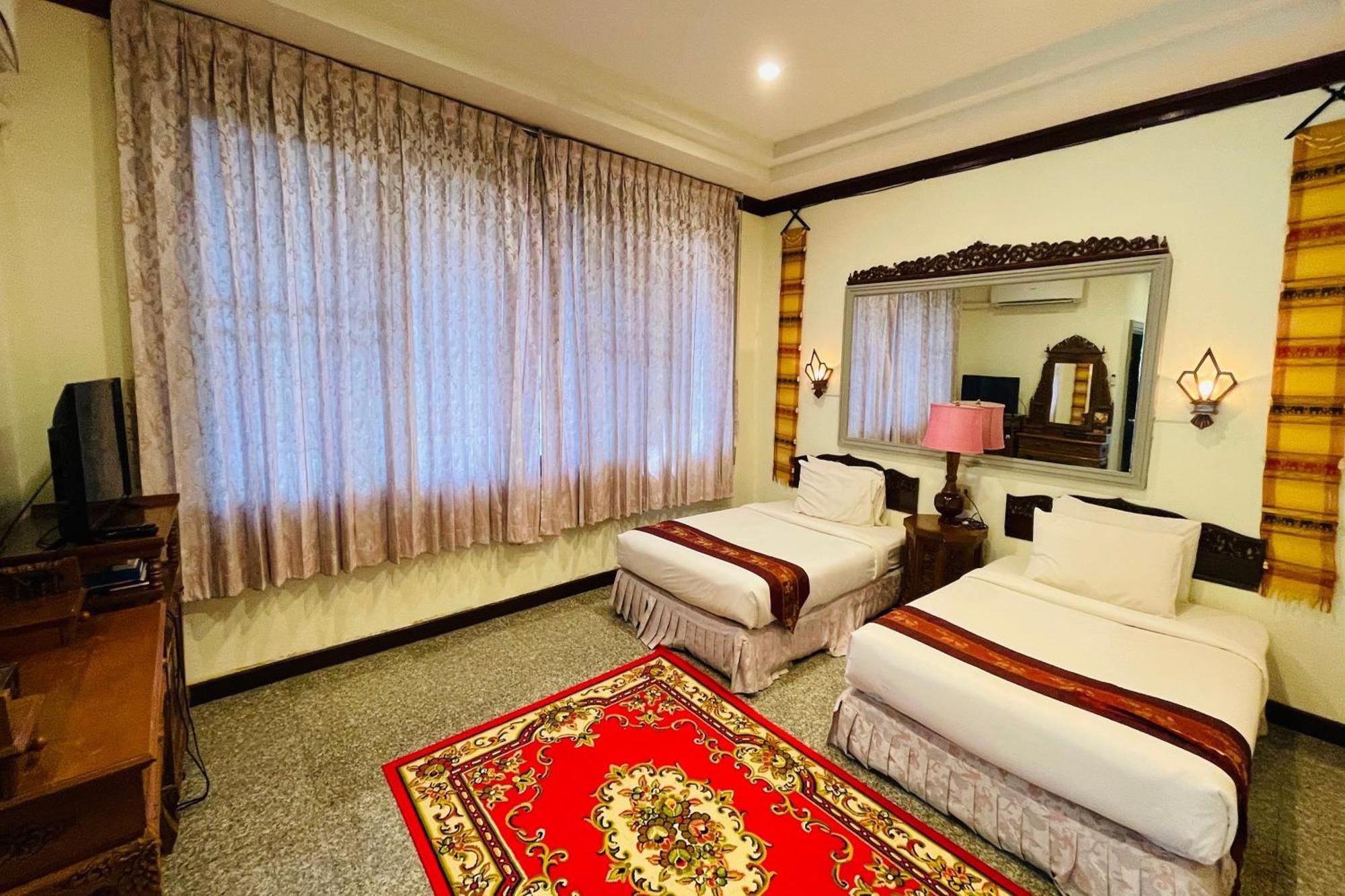 Baan Rim Kwai Paerimnam Resort Kanchanaburi Exterior photo